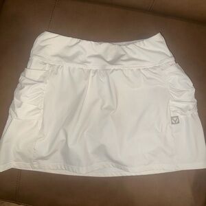 Yaffa White Skirt with Built-In Shorts & Pockets – Size Small